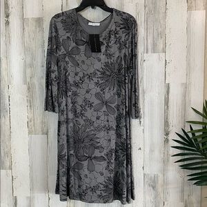 bryn Walker Gray and Black floral print tunic Dress with 3/4 sleeve